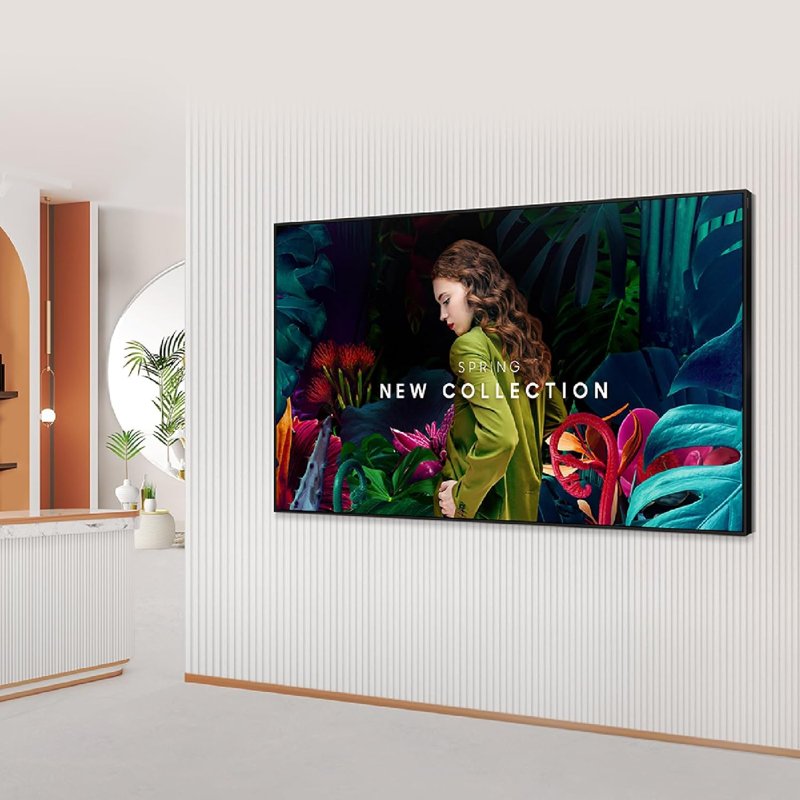 Samsung 55" Crystal UHD Signage QBC Quantum Processor Lite 4K Ultra-Slim Signage Display Commercial Display LH55QBCEBGCXUE