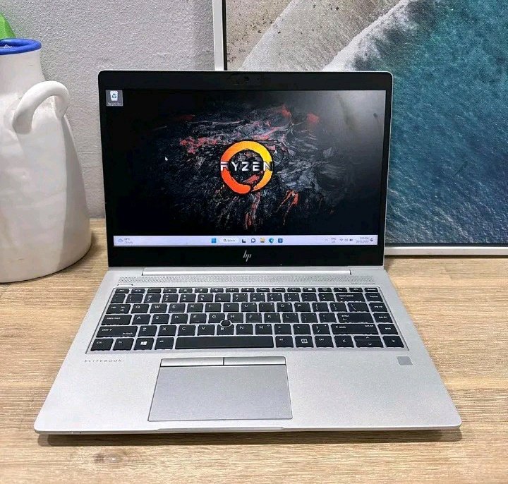 HP Elitebook 745 G6 AMD Ryzen 5 Pro 3500U 16GB RAM 256GB SSD 2GB Radeon Graphics 14" FHD 1080p Touchscreen Windows 11 Pro Laptop + Bag,  For Graphics Editing, Engineering, Gaming. Refurbished